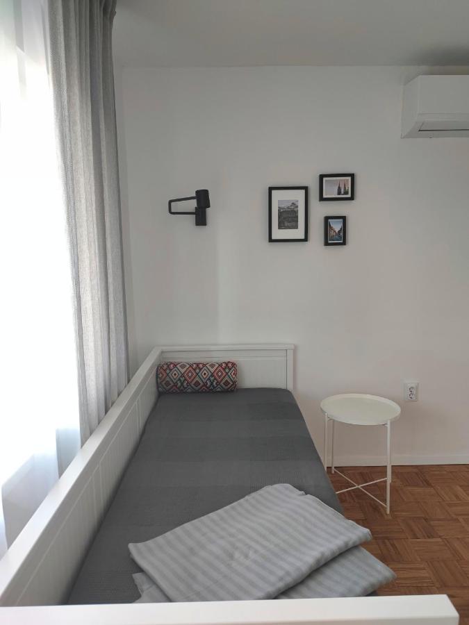 Sunset Station Apartments Ζάγκρεμπ Εξωτερικό φωτογραφία